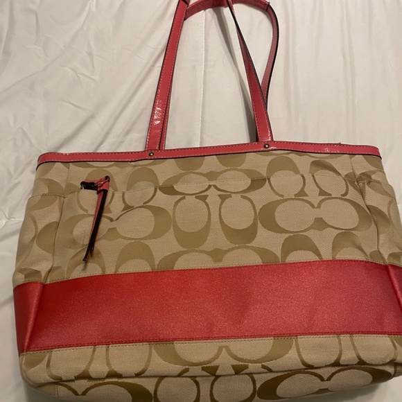 Coach diaper bag - Picture 5 of 7